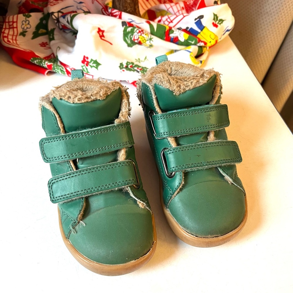 Ten Little Furry High Top Toddler Shoe Size 8